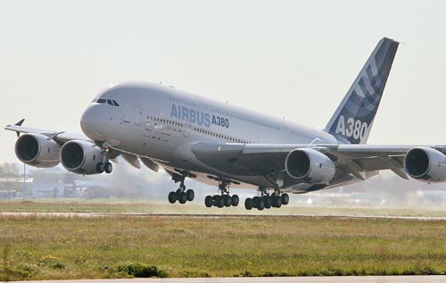 airbus-a380-takeoff
